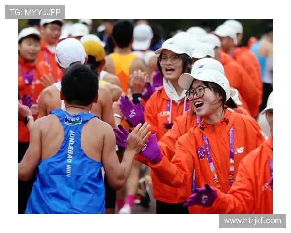 精彩回顾：震撼体育瞬间与动人赛事背后的故事